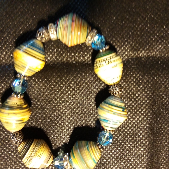 Multicolor Bracelet Wooden Oval Beads & Lite Blue Beads1 - Picture 4 of 6